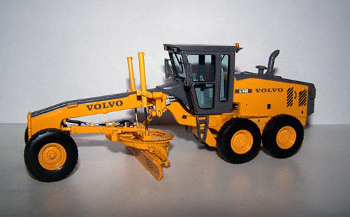 Volvo G740B (Motorart)