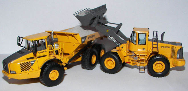 Volvo L180E (Motorart)